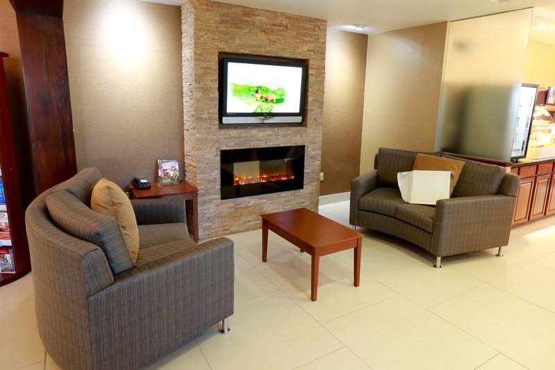 holiday inn express hotel and suites west chester by ihg