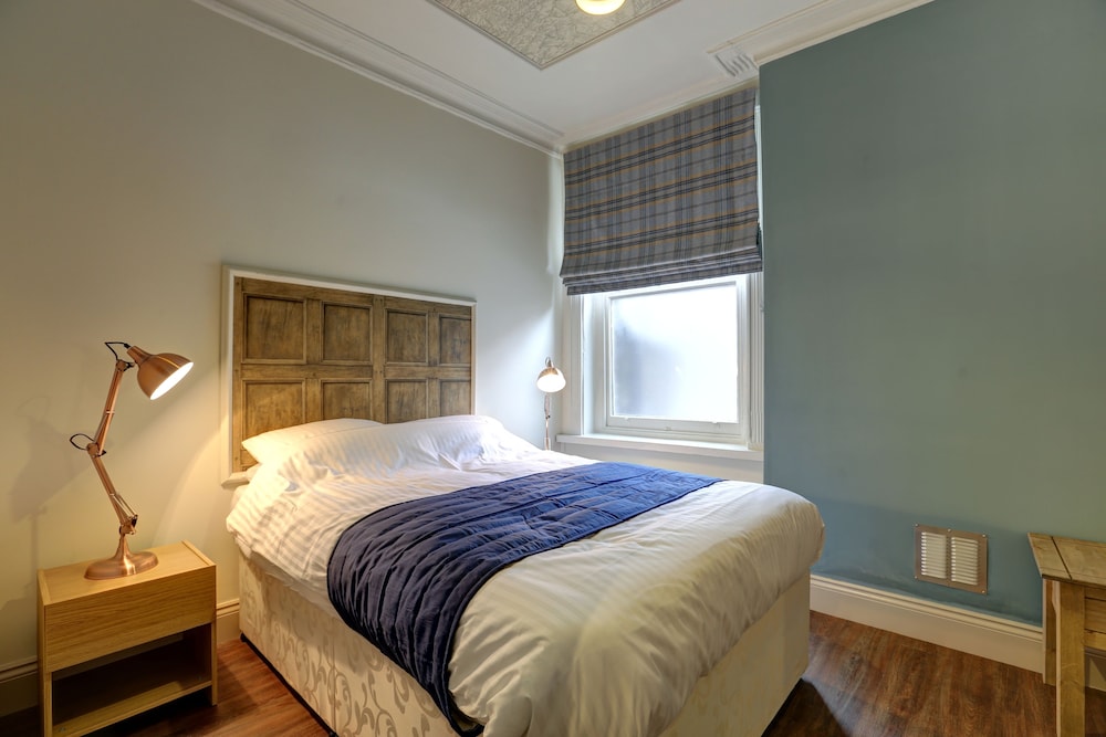 publove exmouth arms euston