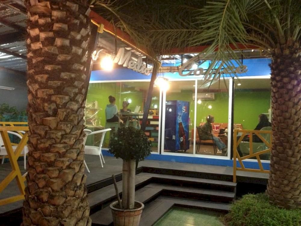 the breton hotel media