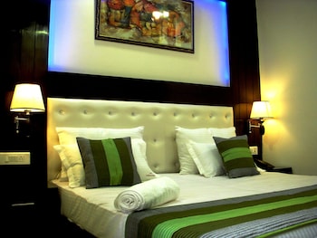 hotel tashkent palace