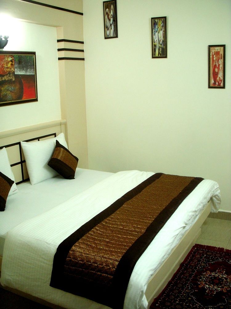 hotel tashkent palace