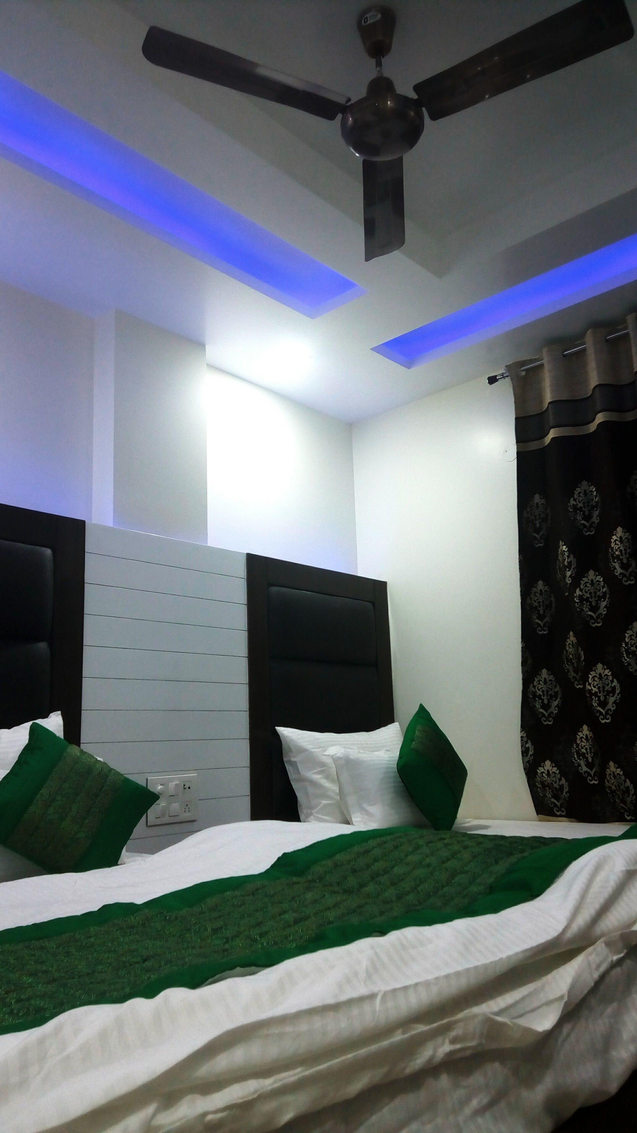 hotel tashkent palace
