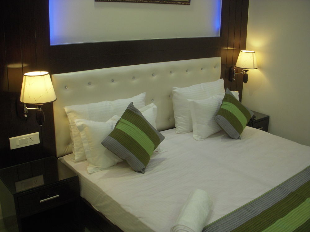 hotel tashkent palace