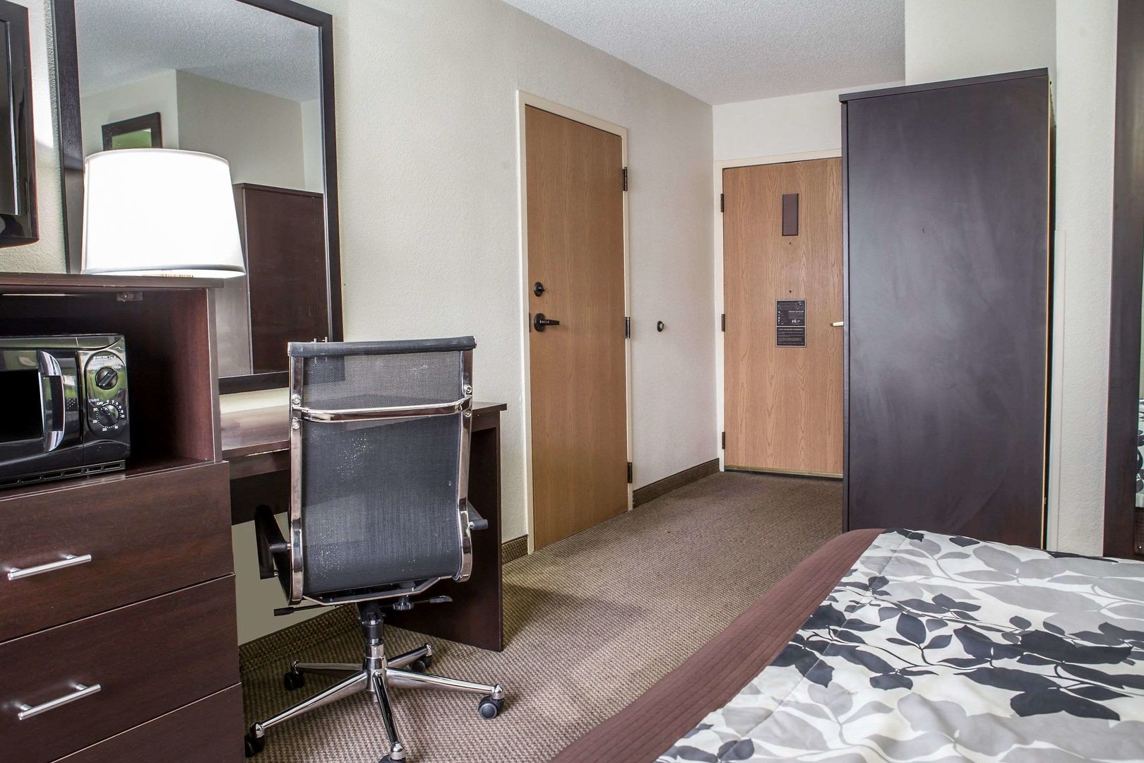 sleep inn hanes mall
