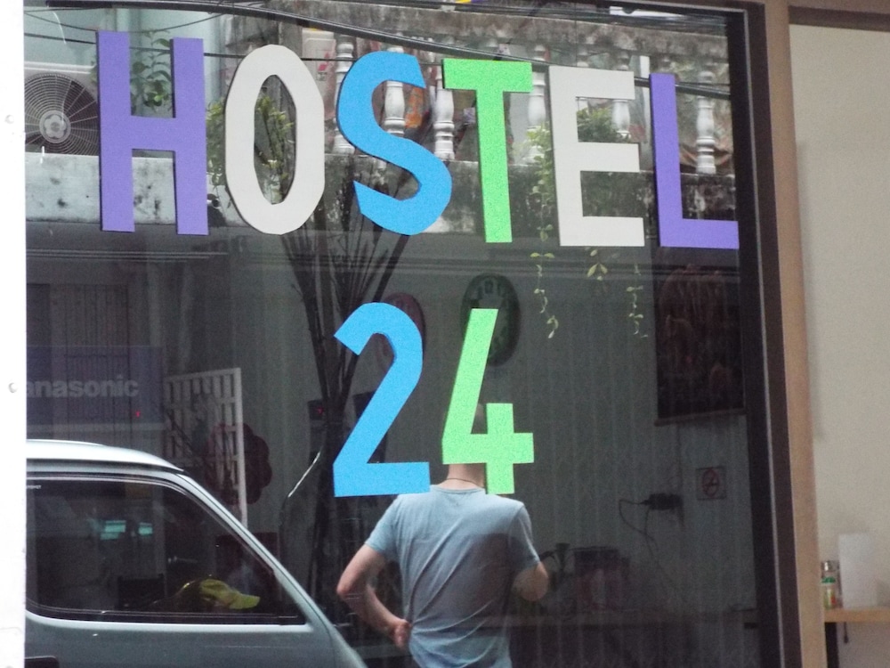 hostel 24
