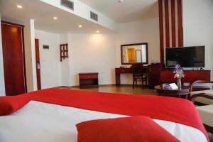 city inn palace hotel