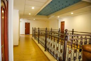 city inn palace hotel