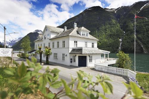 fj rland fjordstove hotell huseby hotelldrift as