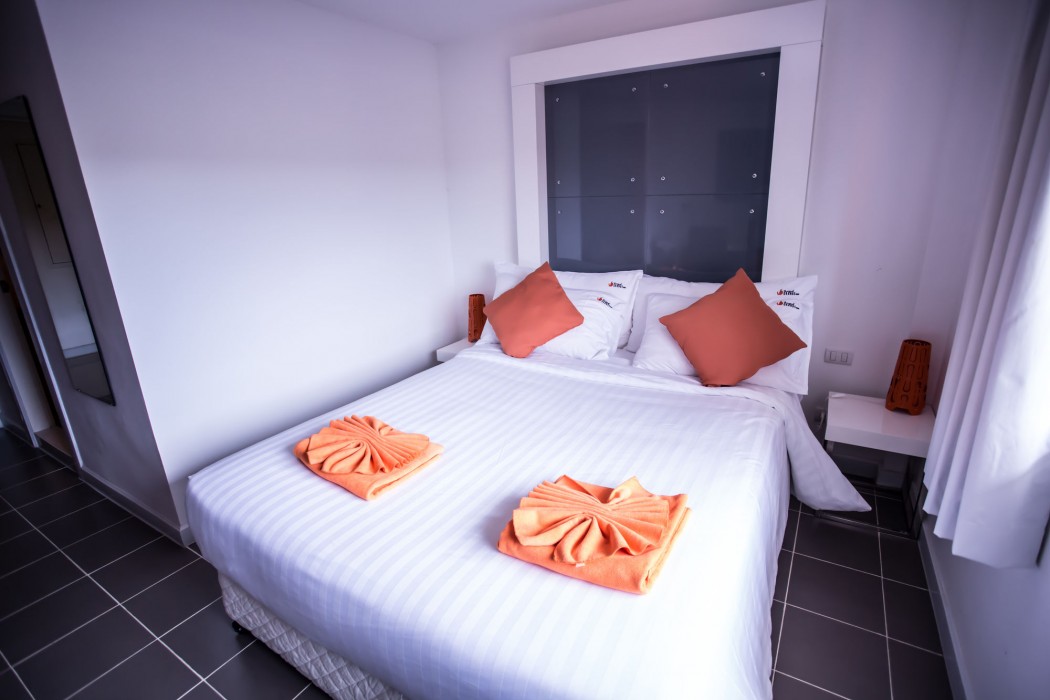 the original orange rooms