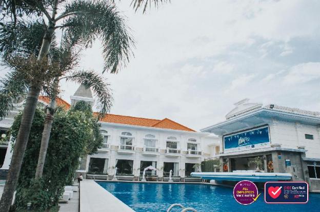 adhiwangsa hotel and convention hall