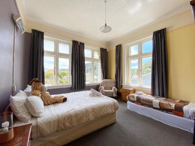 noahs ark backpackers