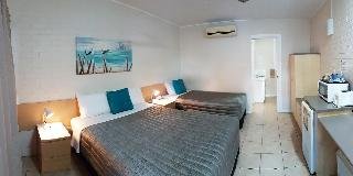 Tropic Coast Motel,Mackay>>Blacks Beach,4 star