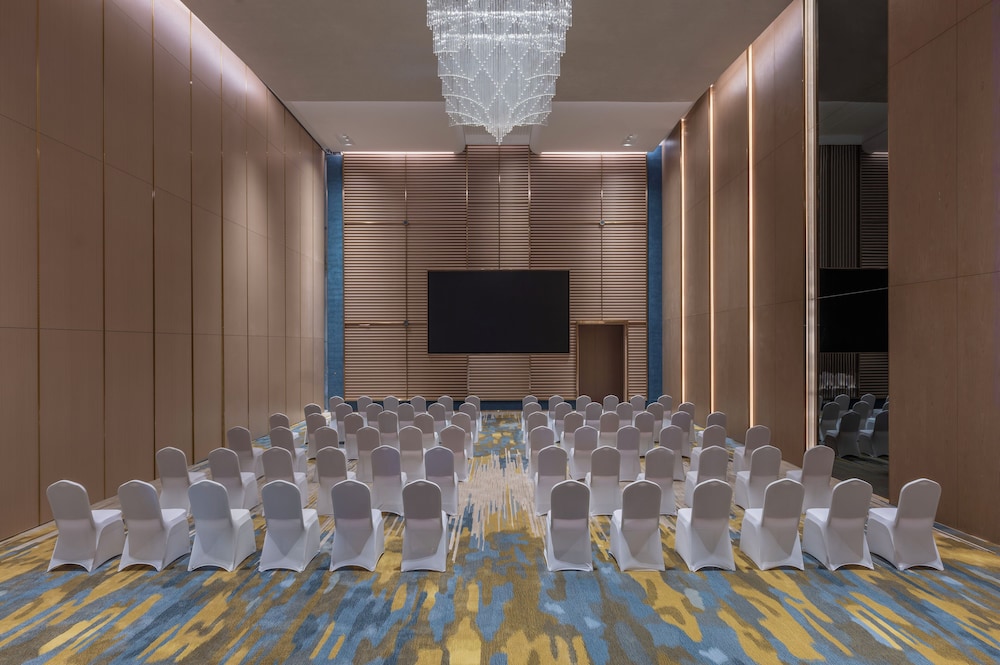tivoli la vie muscat hotel and residences
