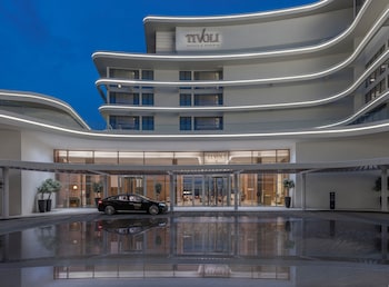 tivoli la vie muscat hotel and residences