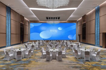 tivoli la vie muscat hotel and residences