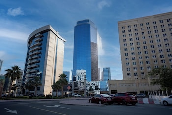 reya creek hotel