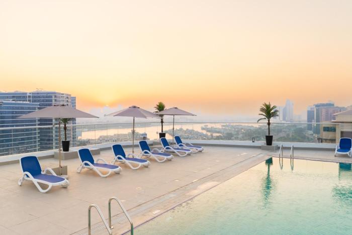 reya creek hotel