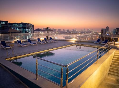 reya creek hotel
