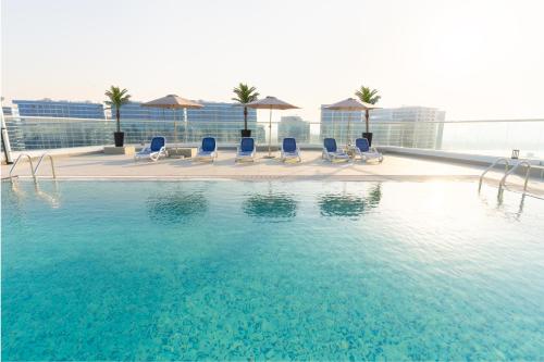 reya creek hotel