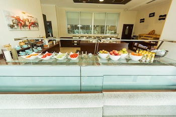 hayat hospitality oskemen
