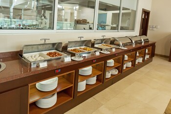 hayat hospitality oskemen