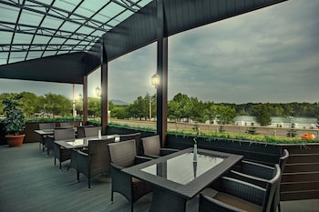 hayat hospitality oskemen