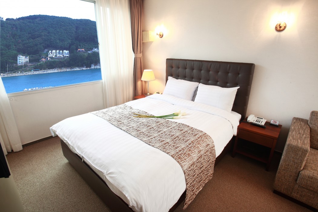 riviera hotel geoje