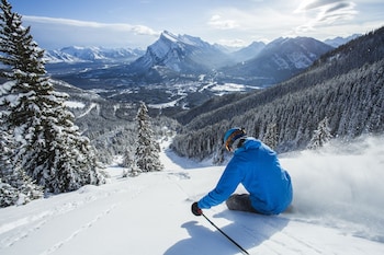 fairmont banff springs gold experience