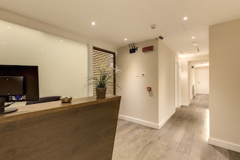 ecce roma guesthouse
