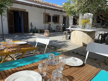 casapiuholidaysicilia adults only