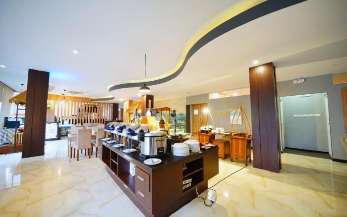 ayra hotel airport solo