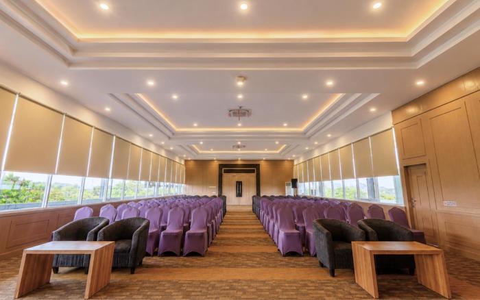 ayra hotel airport solo
