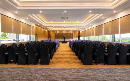 ayra hotel airport solo