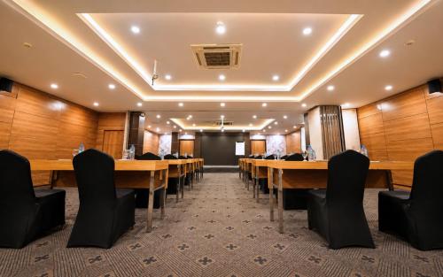 ayra hotel airport solo