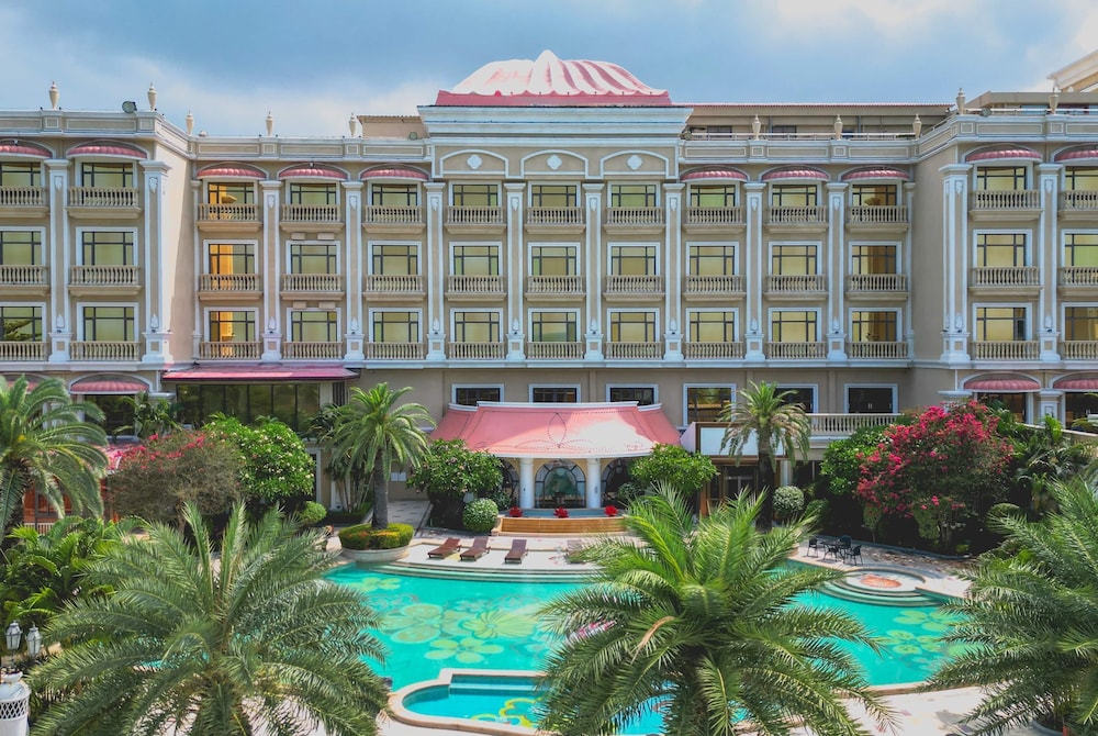 ramada by wyndham sihanoukville xinhaohui palace
