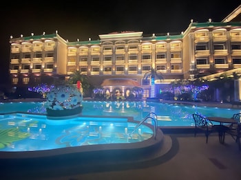 ramada by wyndham sihanoukville xinhaohui palace