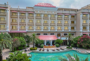 ramada by wyndham sihanoukville xinhaohui palace
