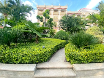ramada by wyndham sihanoukville xinhaohui palace