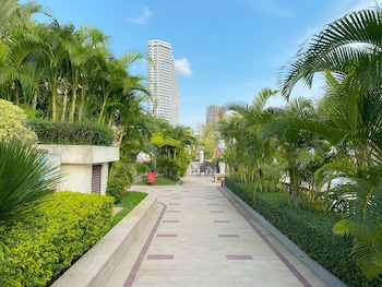 ramada by wyndham sihanoukville xinhaohui palace