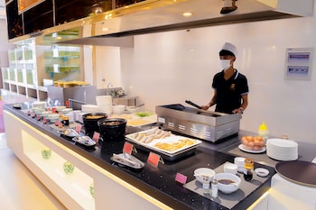 ramada by wyndham sihanoukville xinhaohui palace