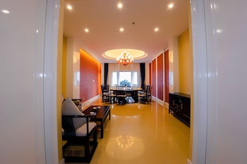 ramada by wyndham sihanoukville xinhaohui palace