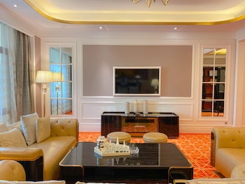 ramada by wyndham sihanoukville xinhaohui palace