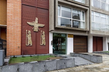apartasuite edificio monir