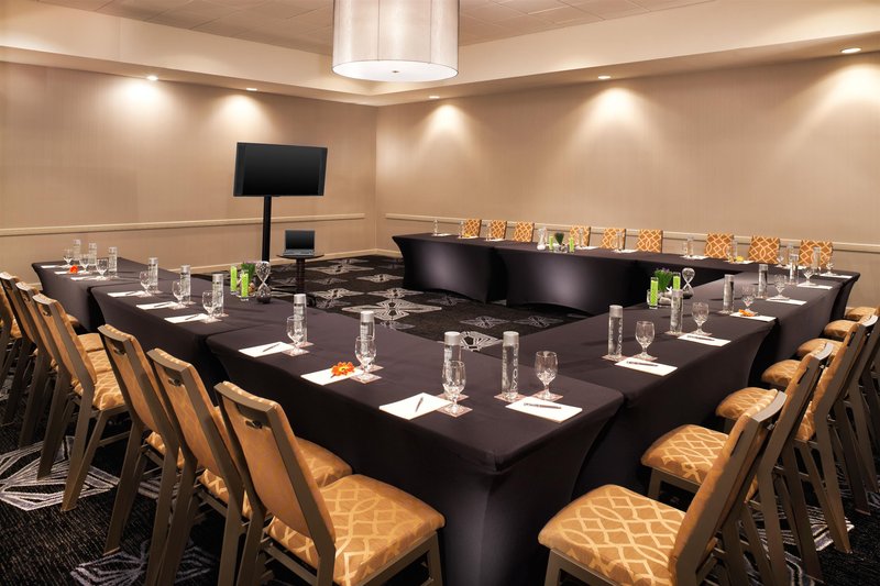 sheraton suites chicago ohare