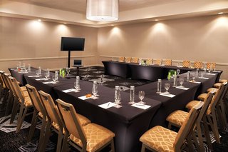 sheraton suites chicago ohare