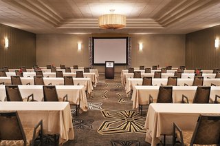 sheraton suites chicago ohare