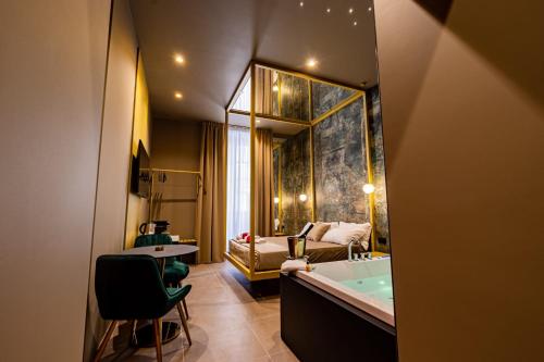 gold suiteandspa