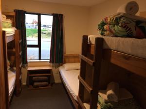 snow denn lodge hostel