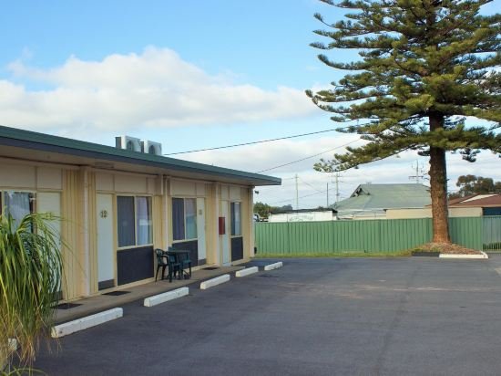 leeton centre motel