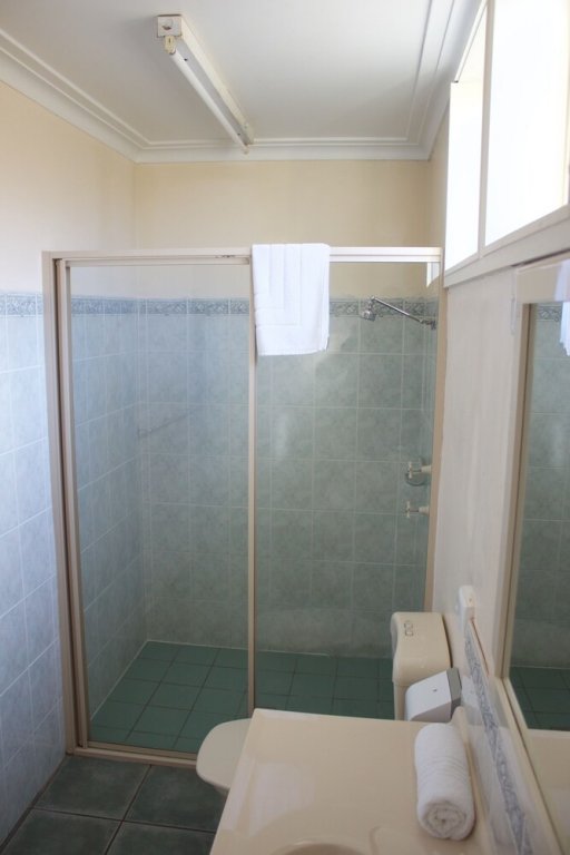leeton centre motel